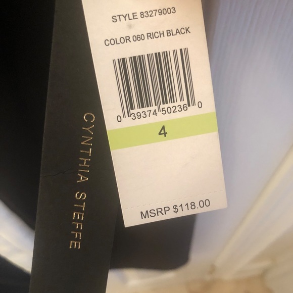 Summer/Cocktail Dress - Picture 4 of 4